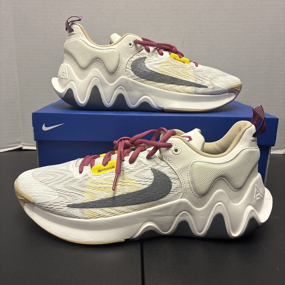 Nike Giannis Immortality 2 Grey Sail Rattan 11.5